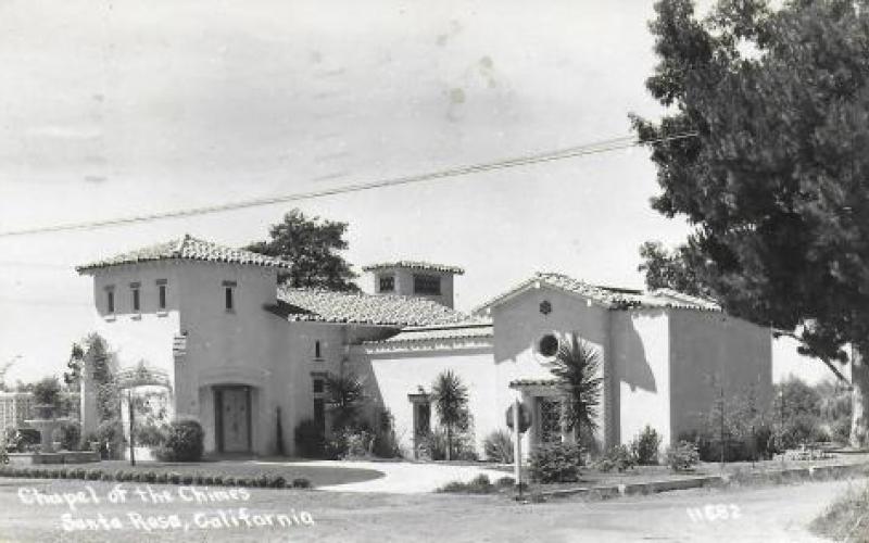 Post card view of the Chapel of Chimes circa 1947. Courtesy of Denise Hill and Joe Lilienthal photo