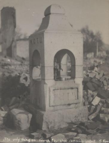 Photograph of Santa Rosa's WCTU fountain courtesy of the California Historical Society photo